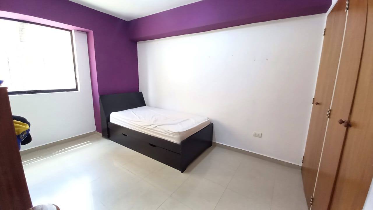 Modern and Spacious Apartment - Apartamento en Las Chimeneas